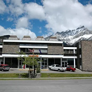 banff-voyager-inn.banff-hotel.com/
