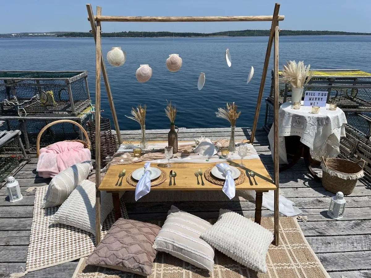 Seawatch Bed & Breakfast Bed & Breakfast Halifax