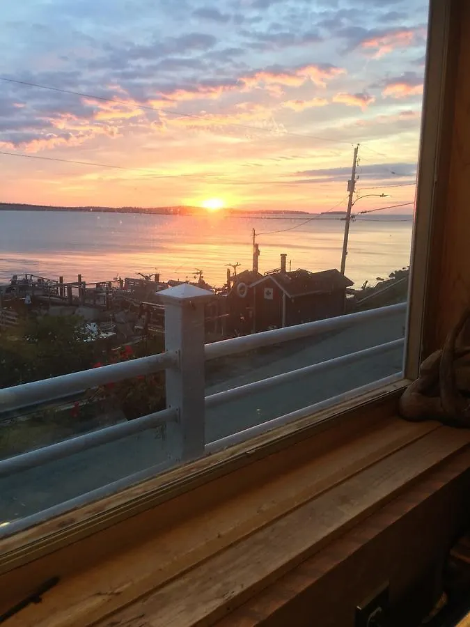 Seawatch Bed & Breakfast Bed & Breakfast Halifax